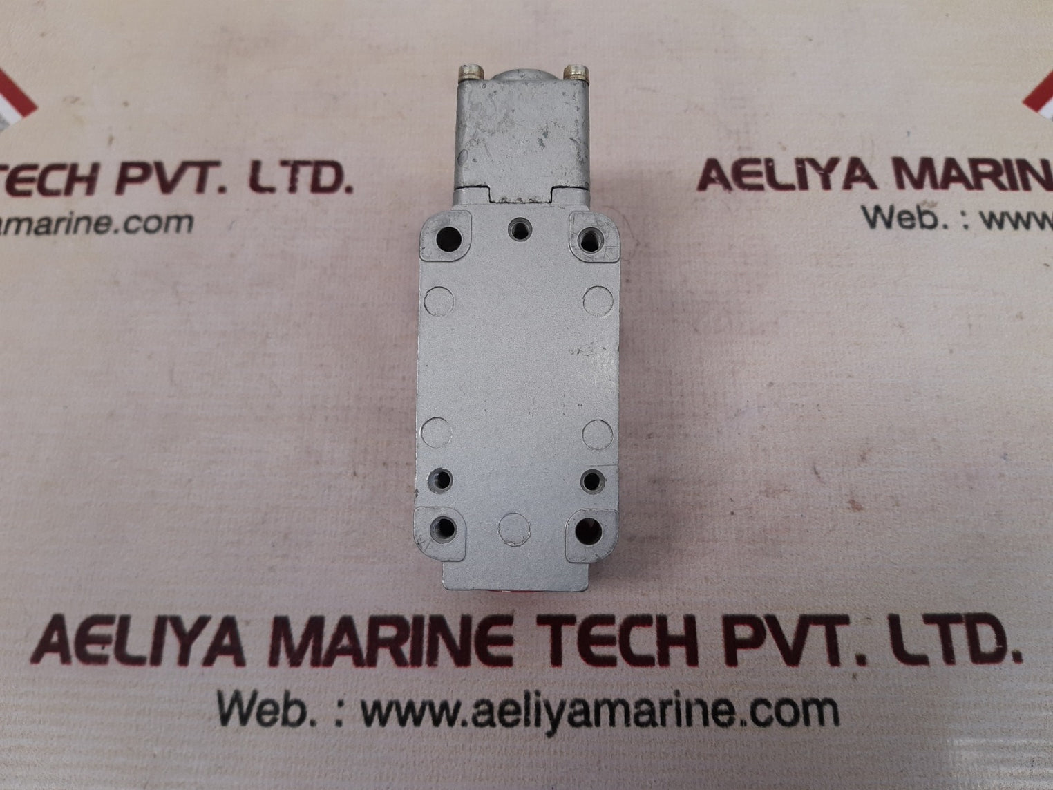 Westinghouse rrlb oil tite limit switch