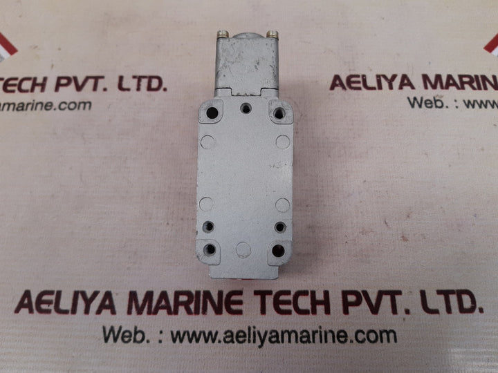 Westinghouse rrlb oil tite limit switch