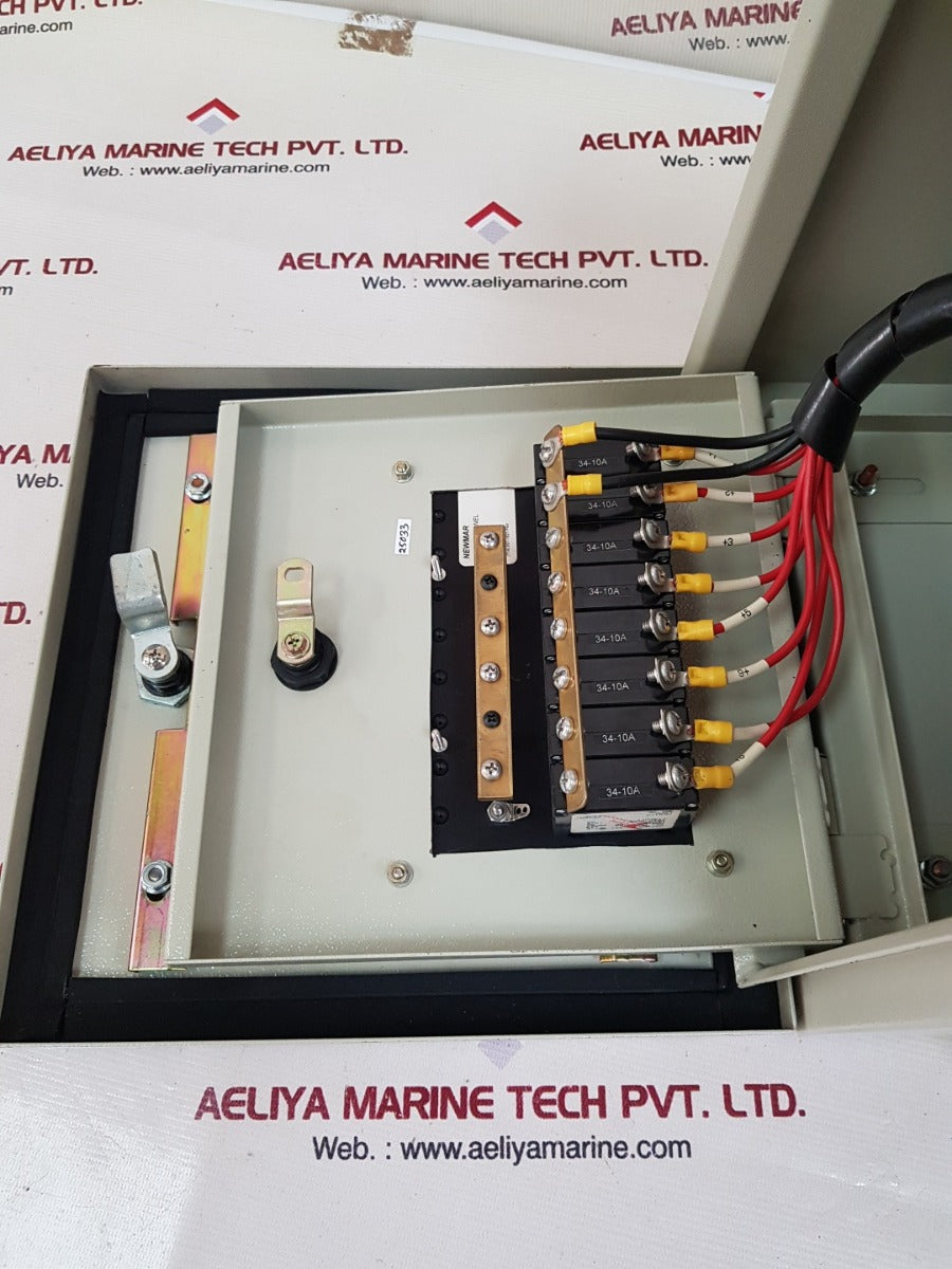 Newmar pwr pnl 2 accy-ix panel
