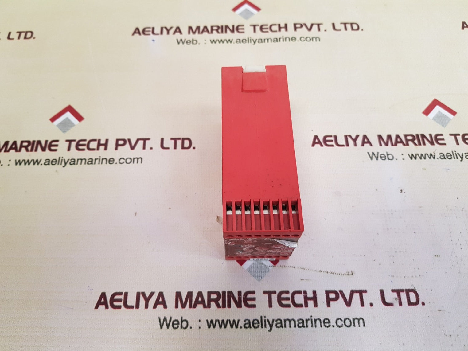 Allen bradley 440r-f23027 ser b minotaur msr9t universal safety relay unit