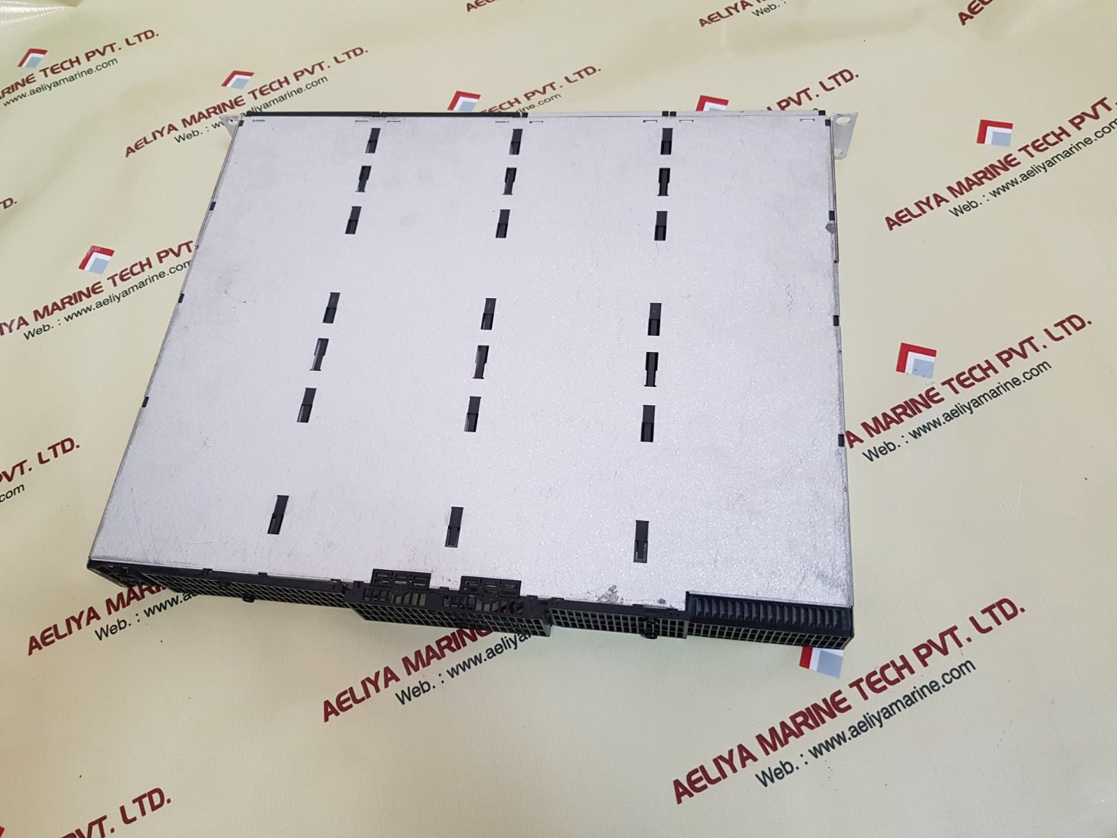 Eltek flatpack2 268035 power supply system fp2 ps 4 rect 4ac hc hvdc