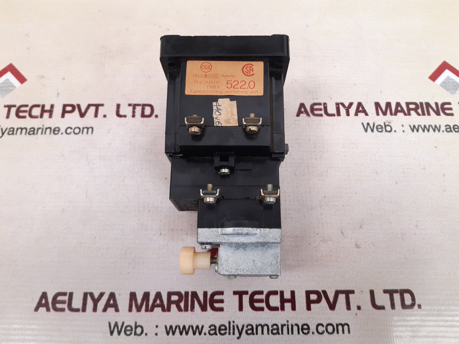 General electric 522.0 penumatic timer
