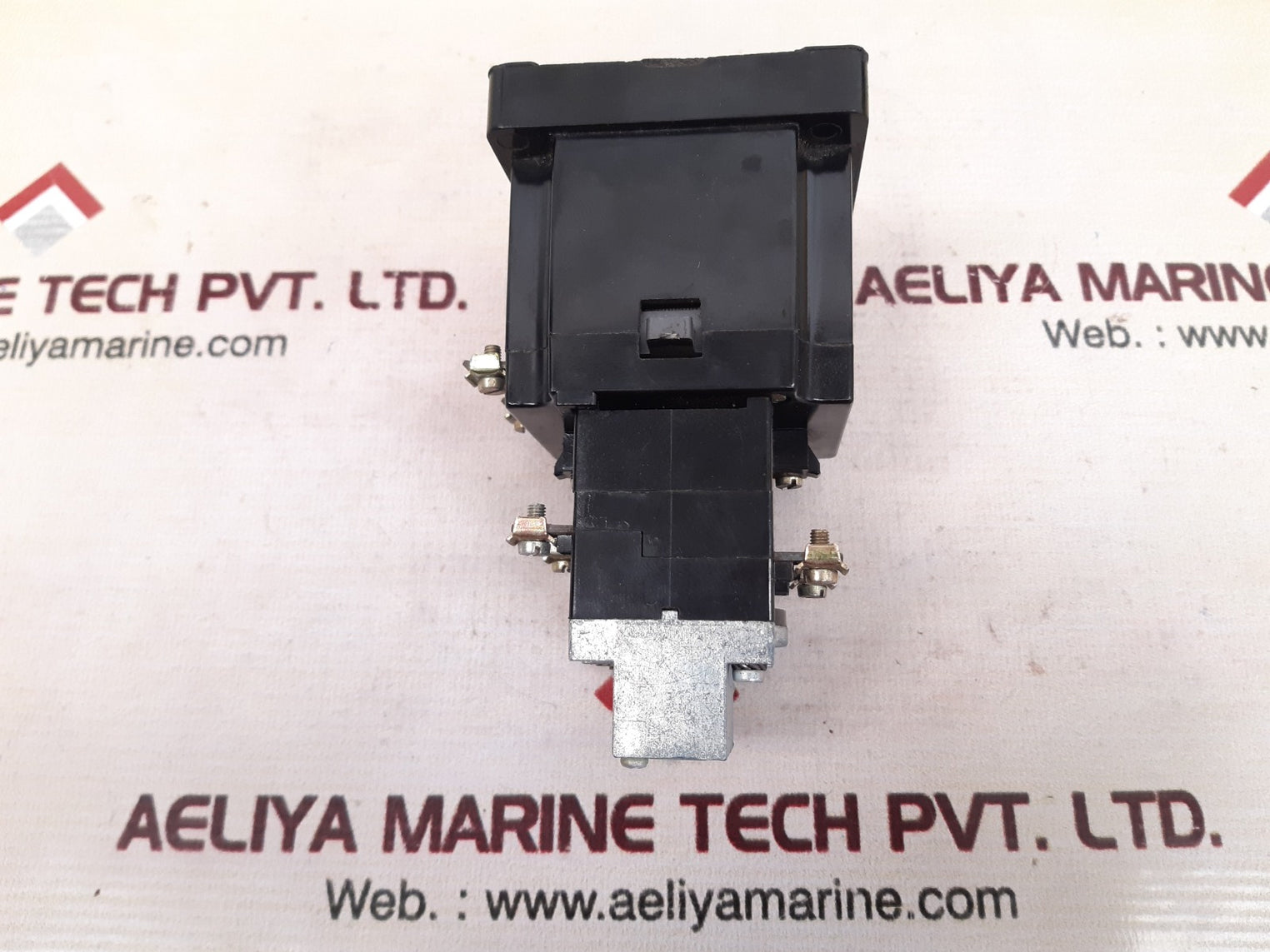 General electric 522.0 penumatic timer