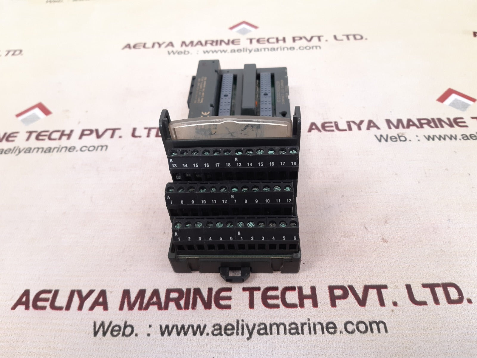 Ge fanuc ic200chs022b compact i/o carrier