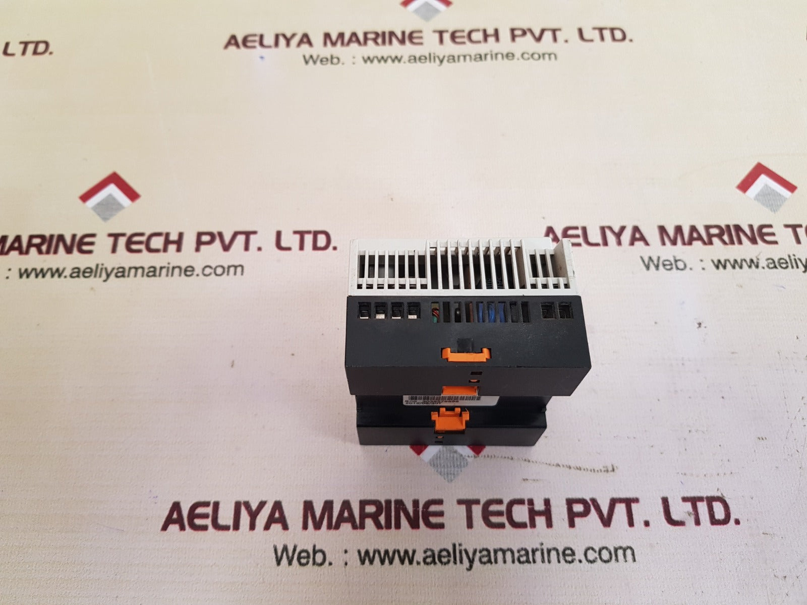 Phoenix contact step-ps/1ac/24dc/2.5 power supply 100-240v