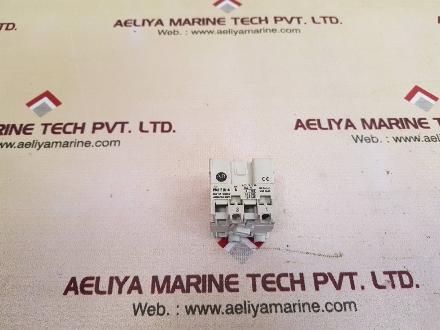 Allen bradley 194l-e16-1751 ser.a on-offload switch