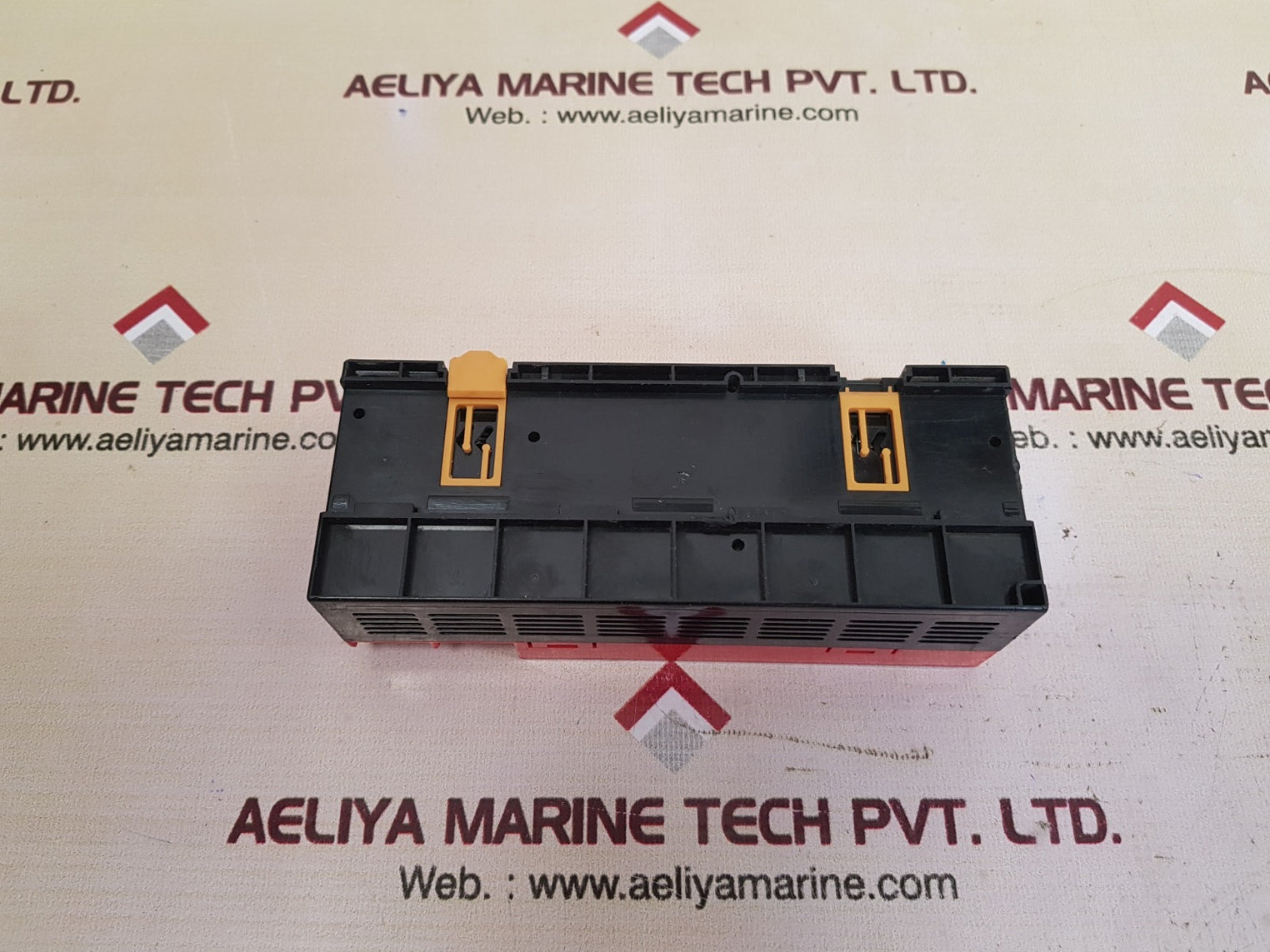 Allen-bradley 1791ds-ib8xob8 series a compact block 8 inputs-8 outputs