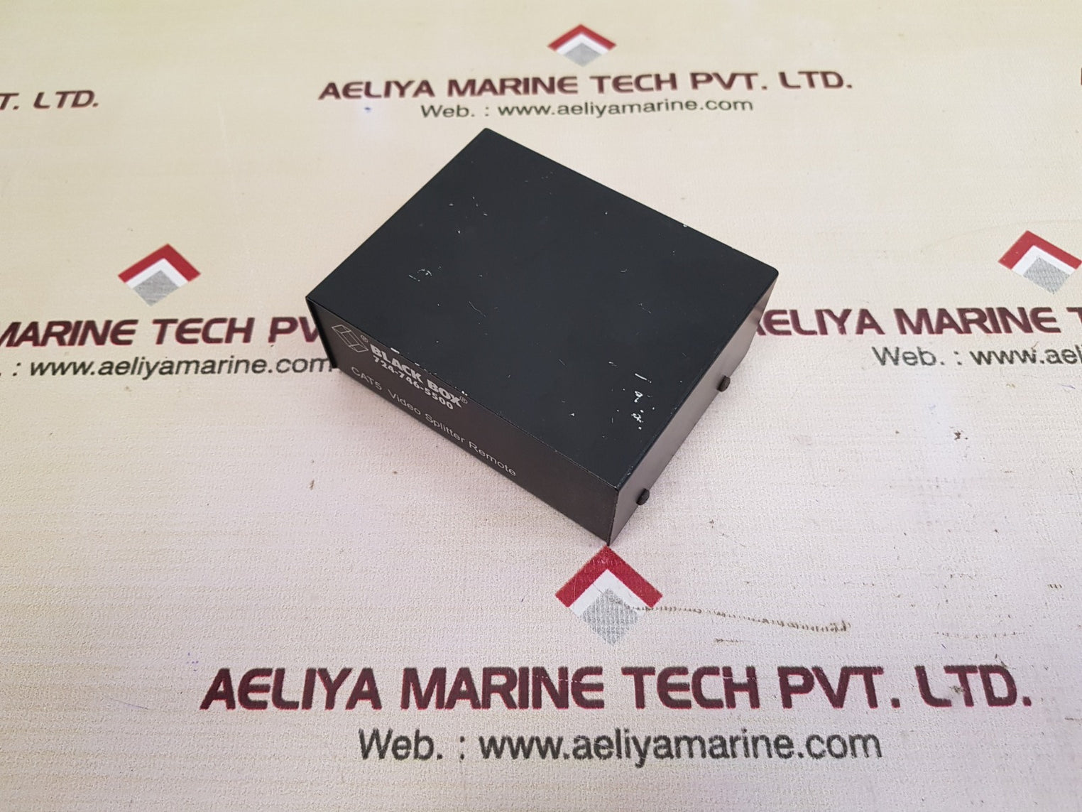 Blackbox 724 746 5500 cat5 video splitter remote