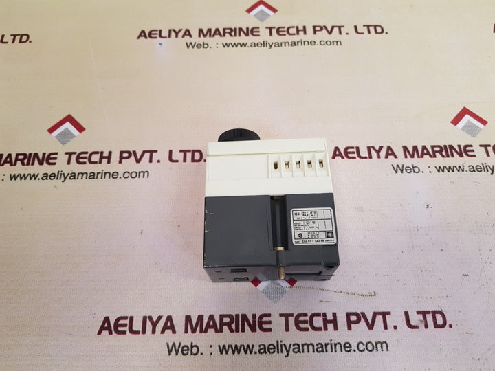 Telemecanique ca2-fr-241 relay timer