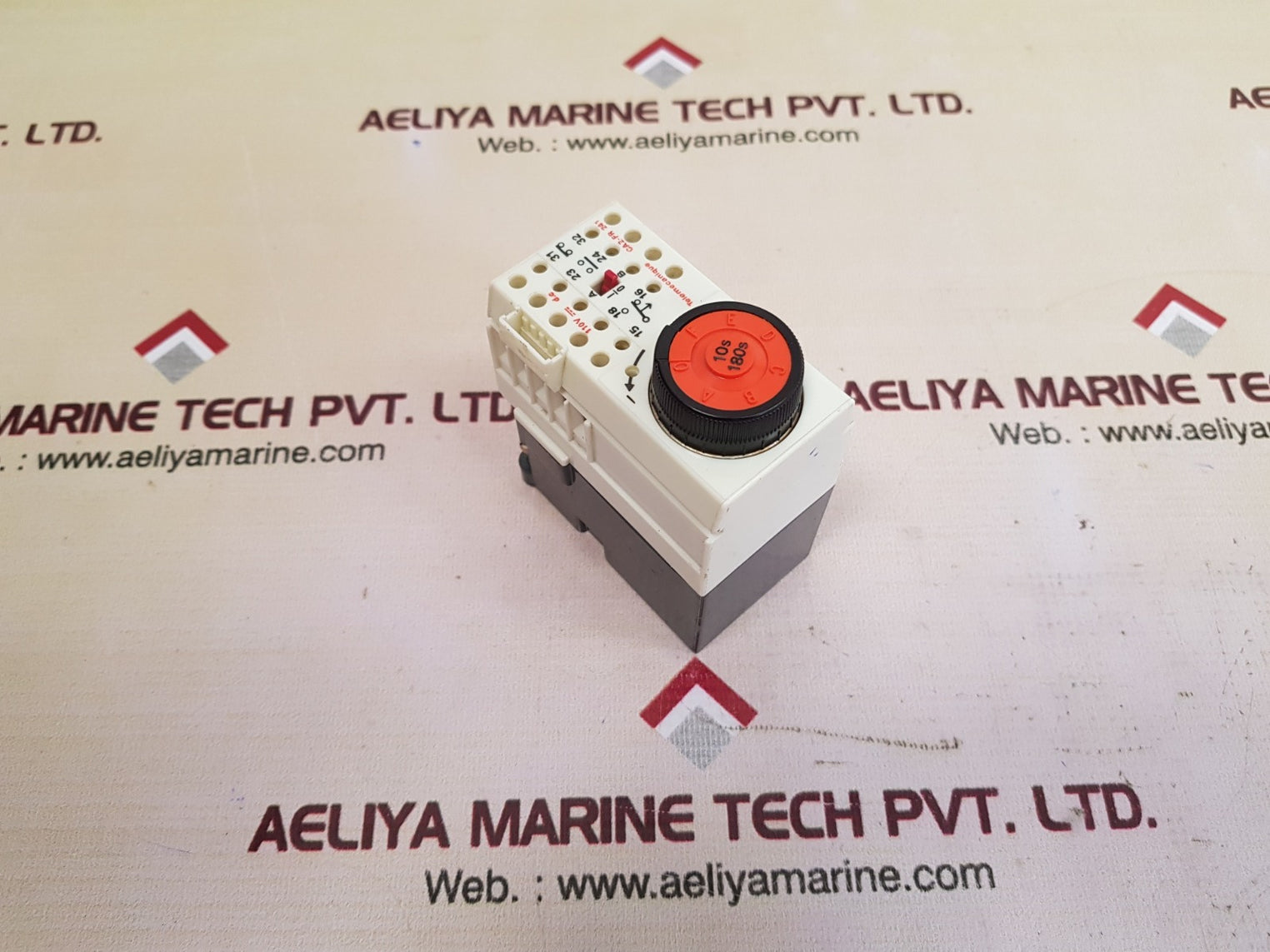 Telemecanique ca2-fr-241 relay timer