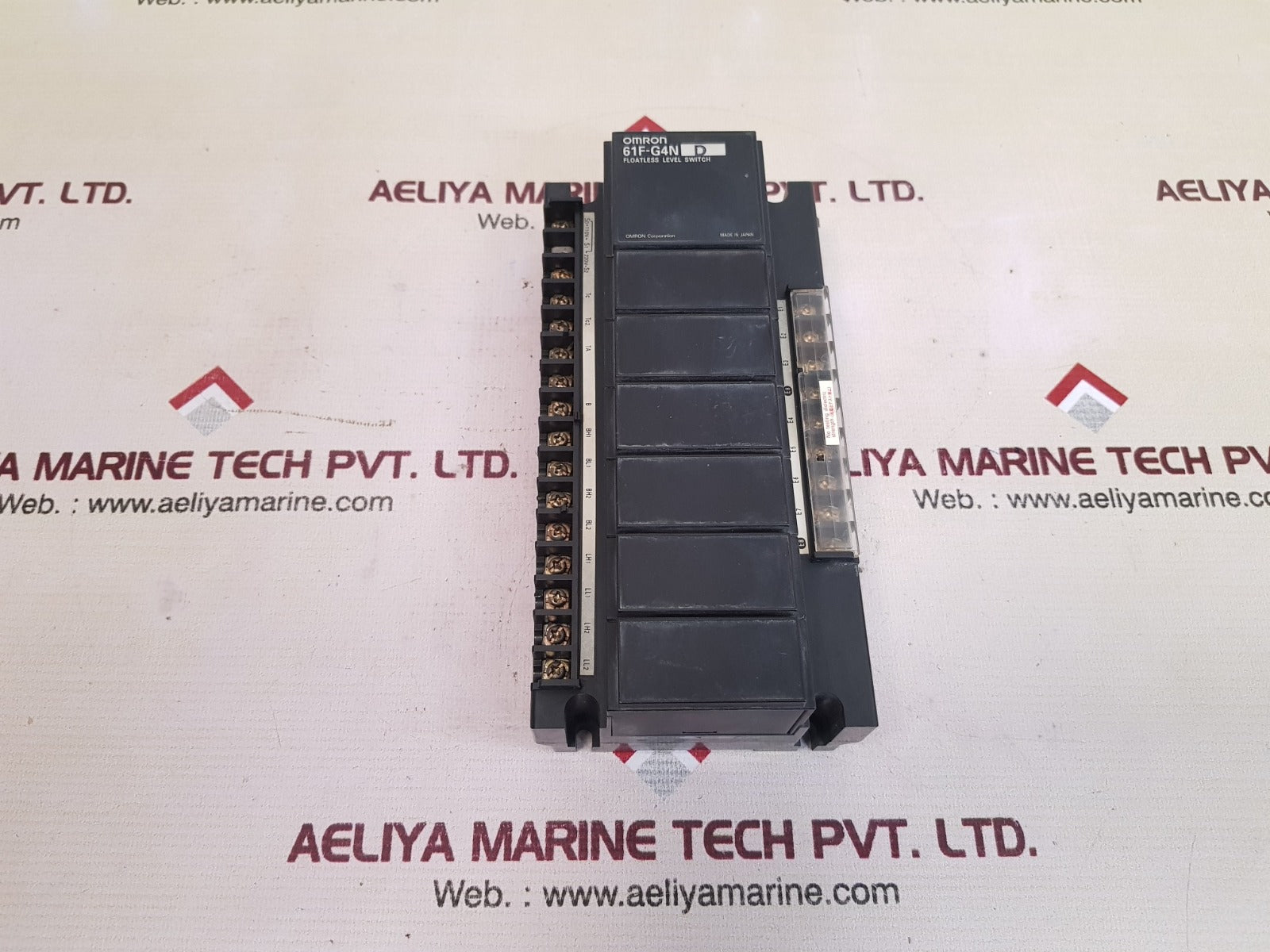 Omron 61f-g4n d floatless level switch