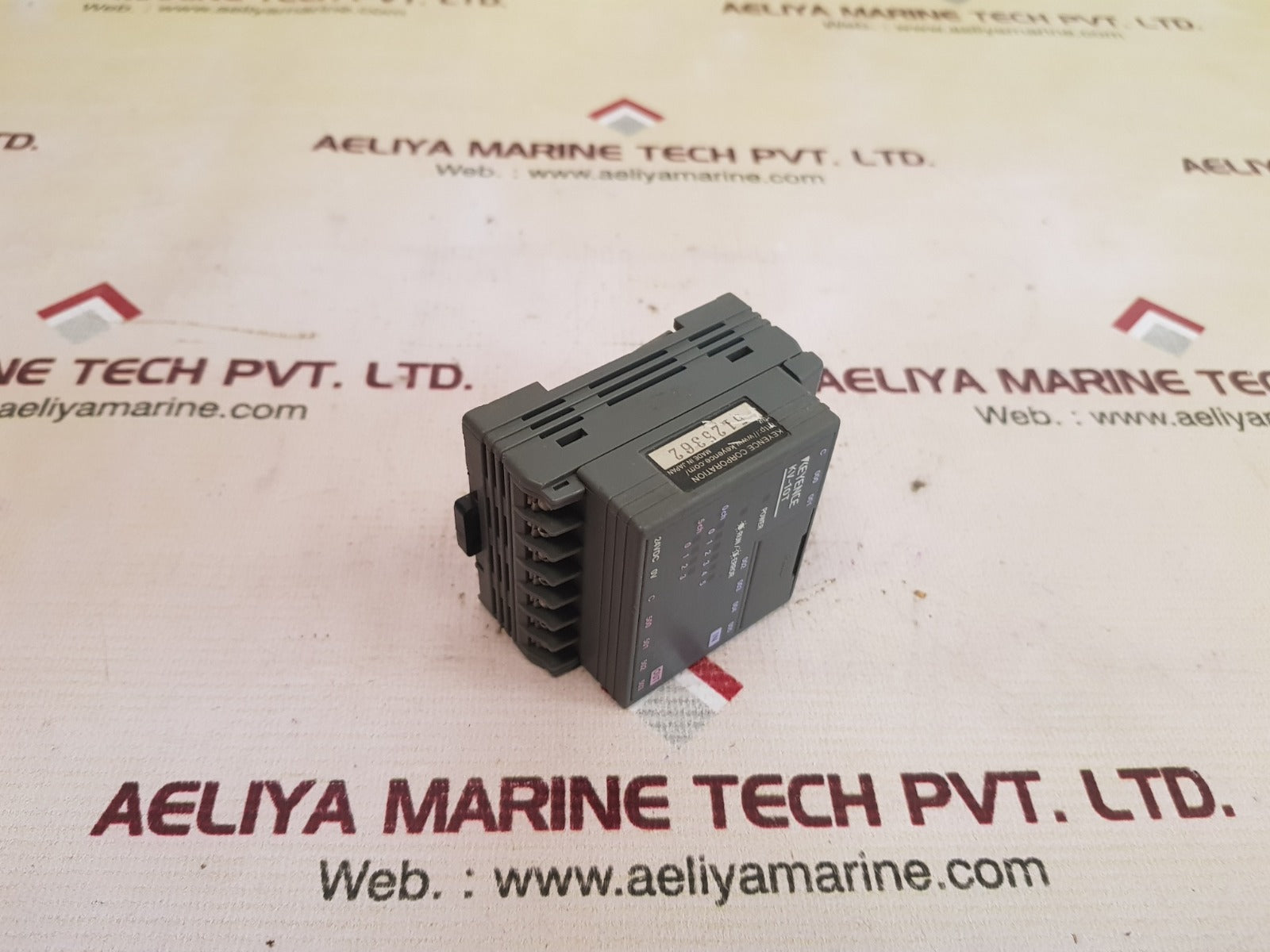 Keyence kv-10t plc base unit