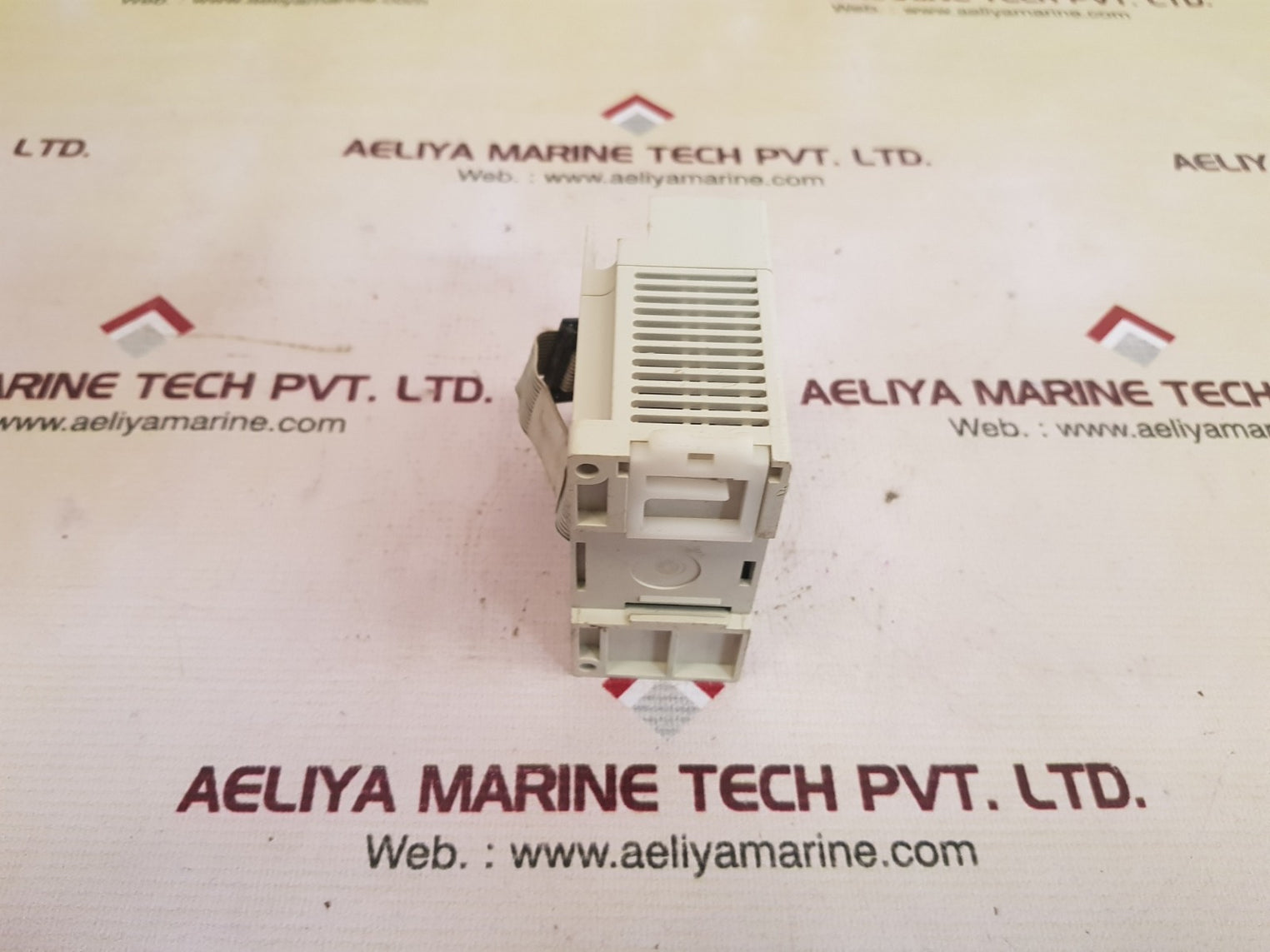 Mitsubishi fx2n-2ad programmable controller