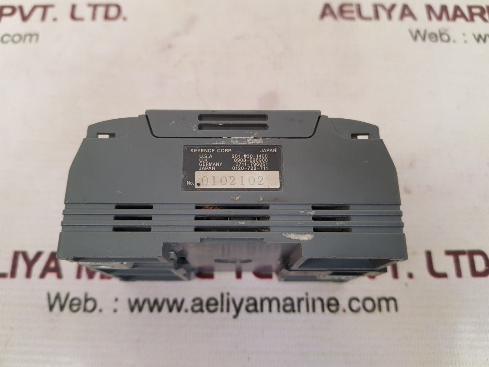 Keyence kv-16r programmable logic controller