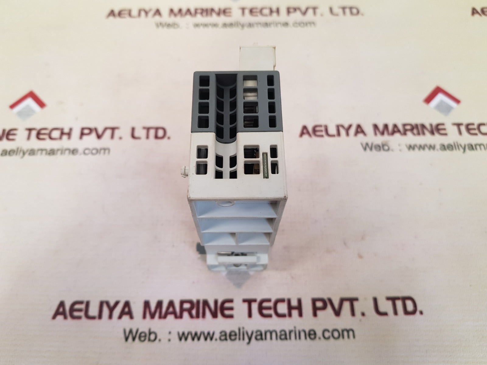Abb do561 a0 digital output module 1tne968902r2201