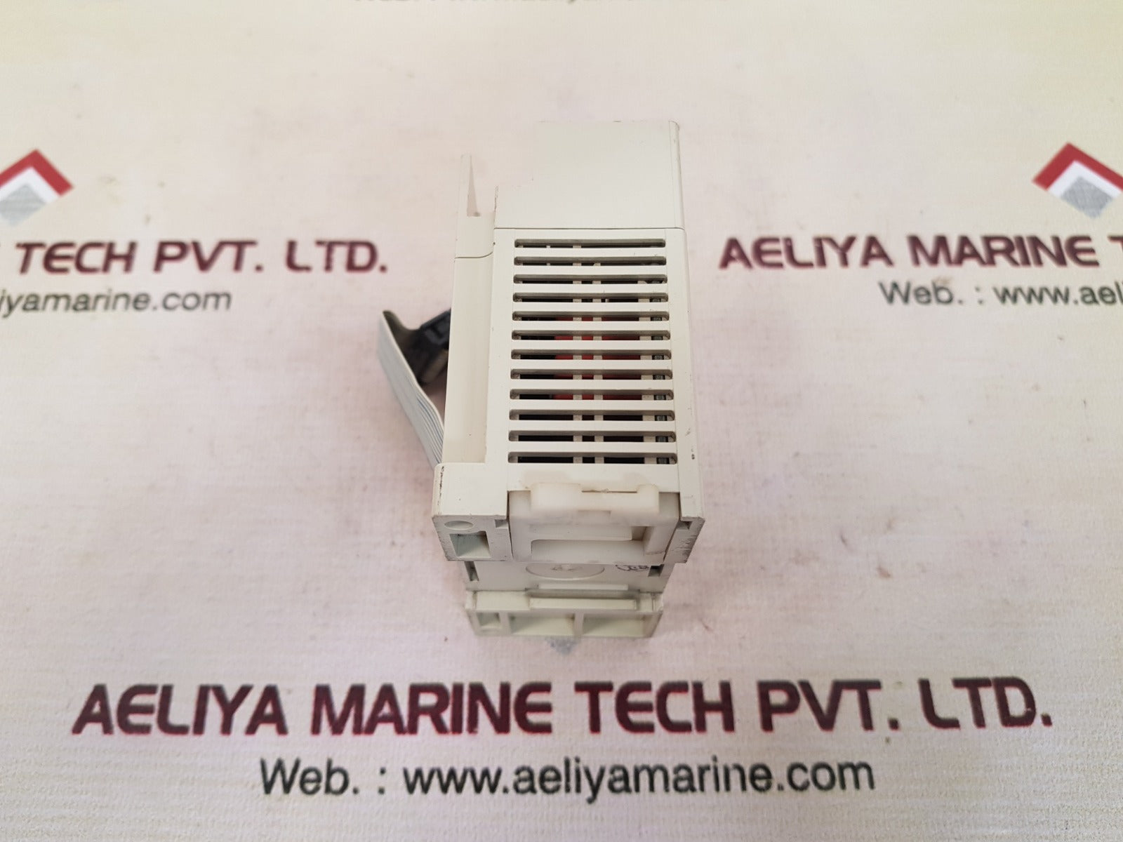 Mitsubishi fxon-8eyt-ess/ul programmable controller 0.5a