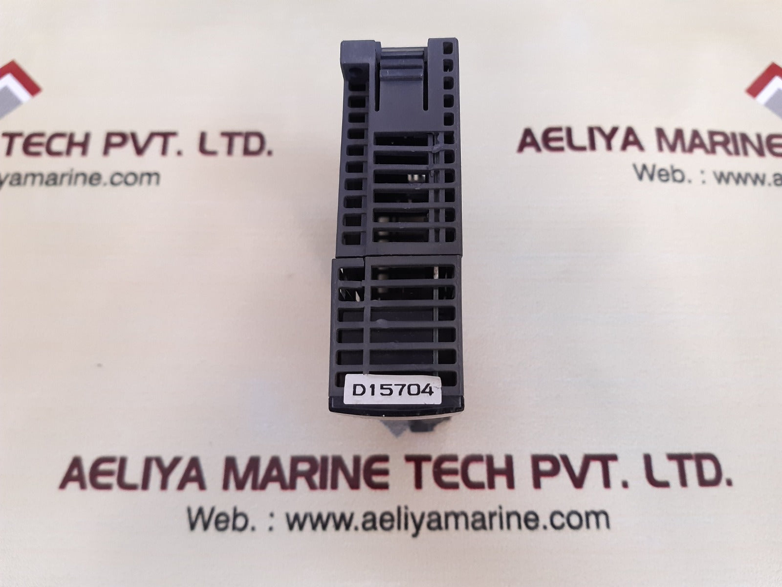 Mitsubishi melsec-q qy80 output unit