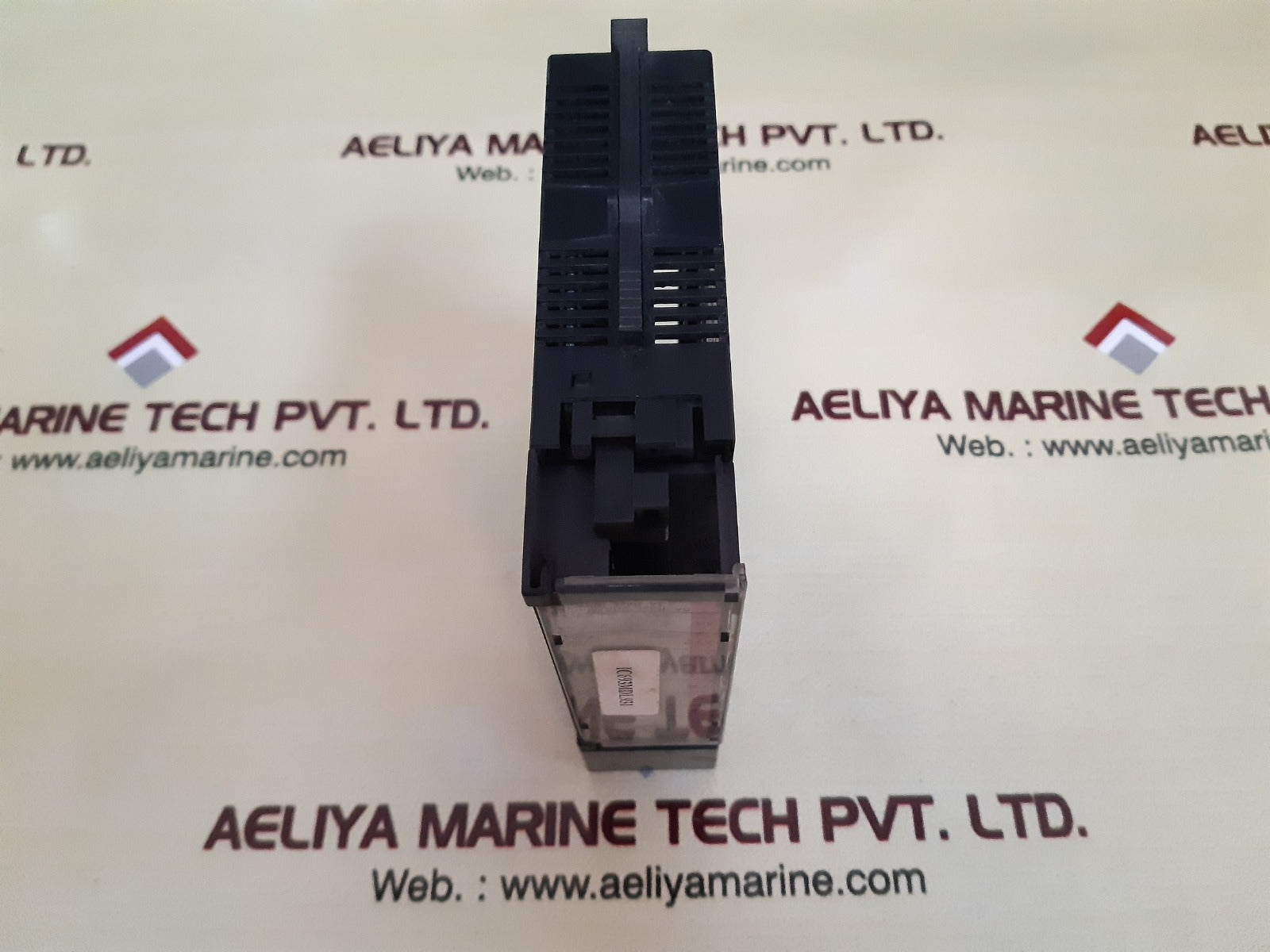 Ge ic693mdl931d output relay 8a form b-c 8pt
