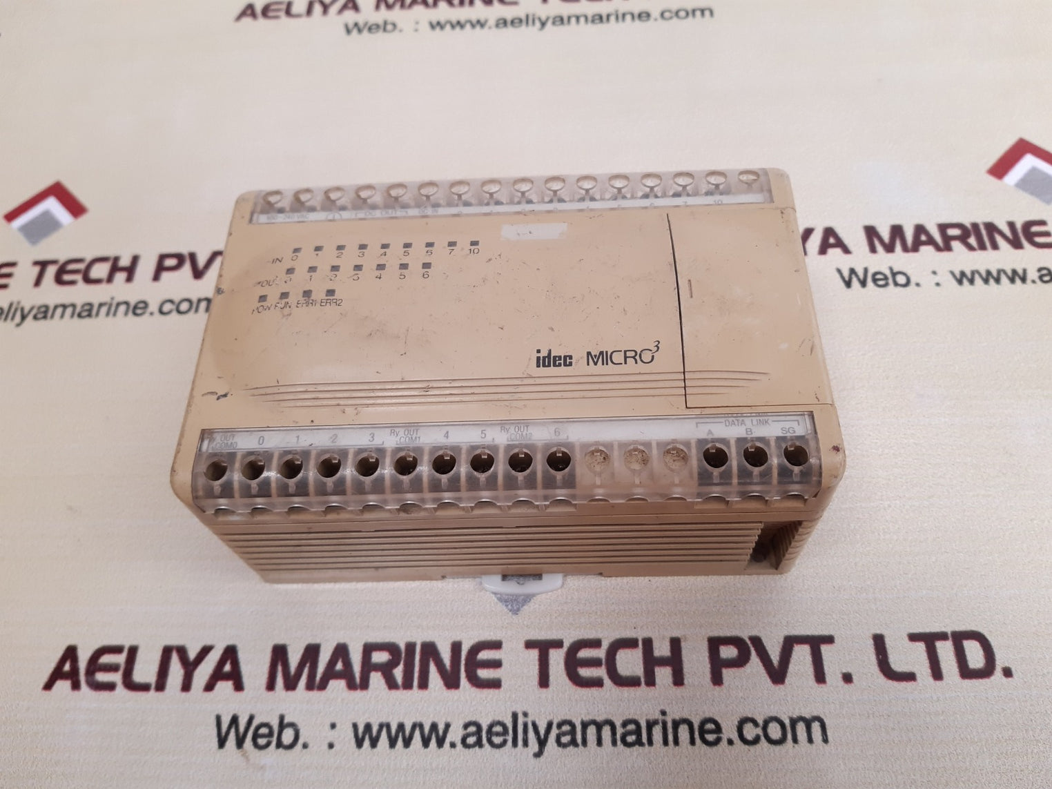 Idec fc2a-c16a1 micro3 programmable logic controller