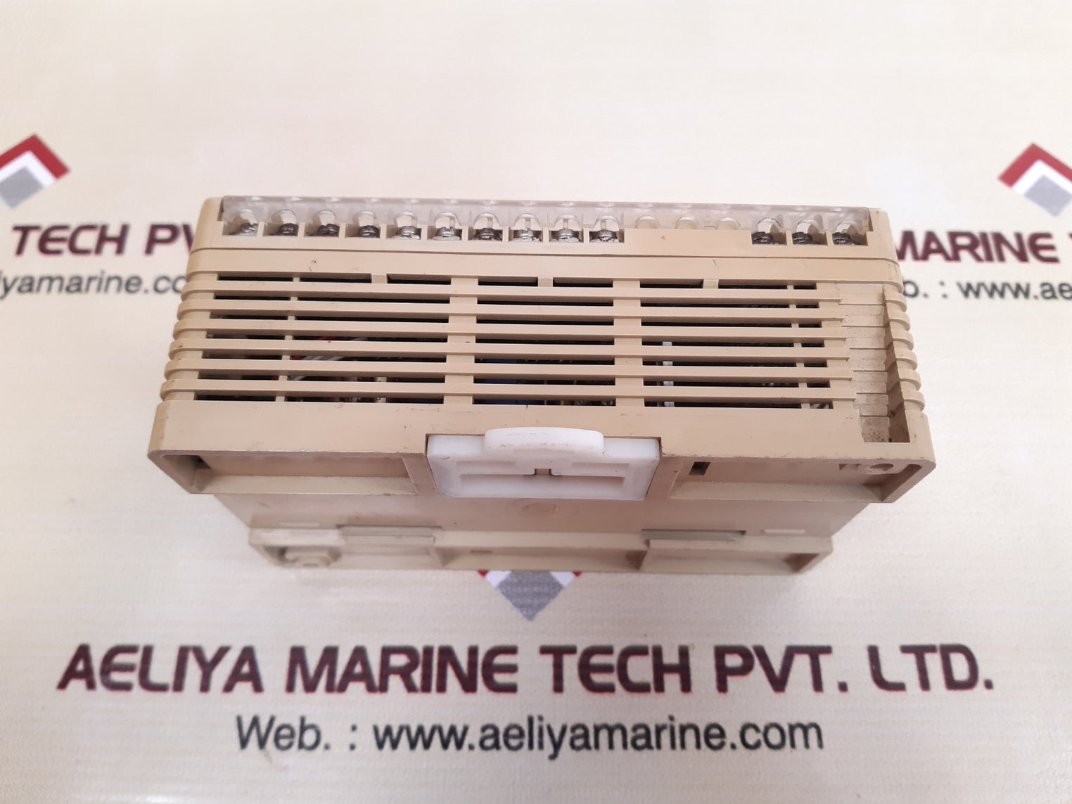 Idec fc2a-c16a1 micro3 programmable logic controller