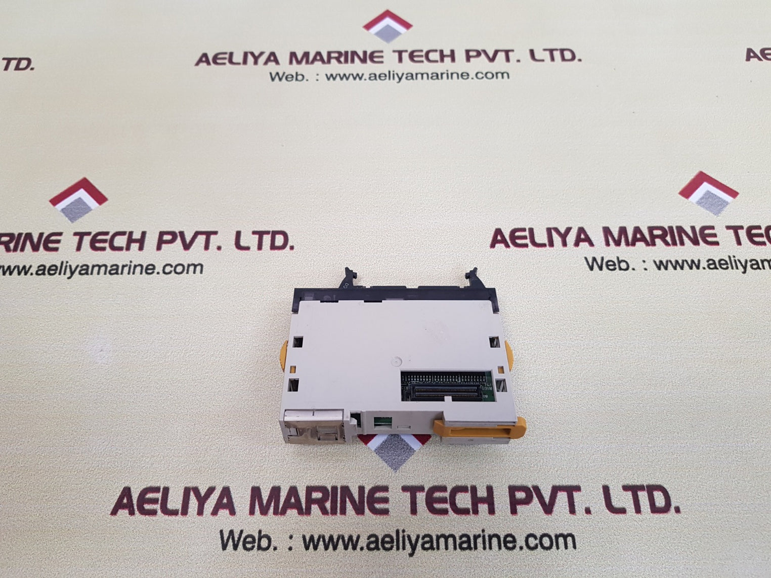 Omron cj1w-id232 input unit