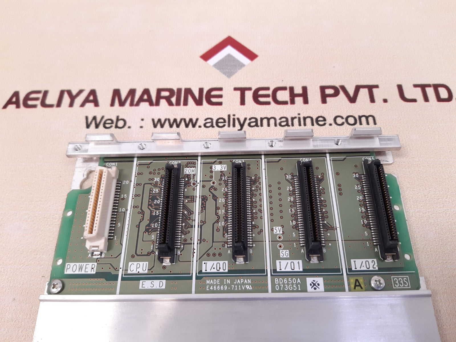 Mitsubishi E46669-711v base unit