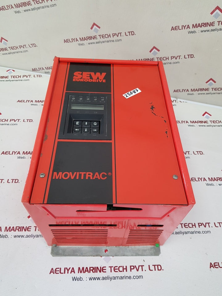 Sew-eurodrive 3001-403-1-00 inverter movitrac 8256322