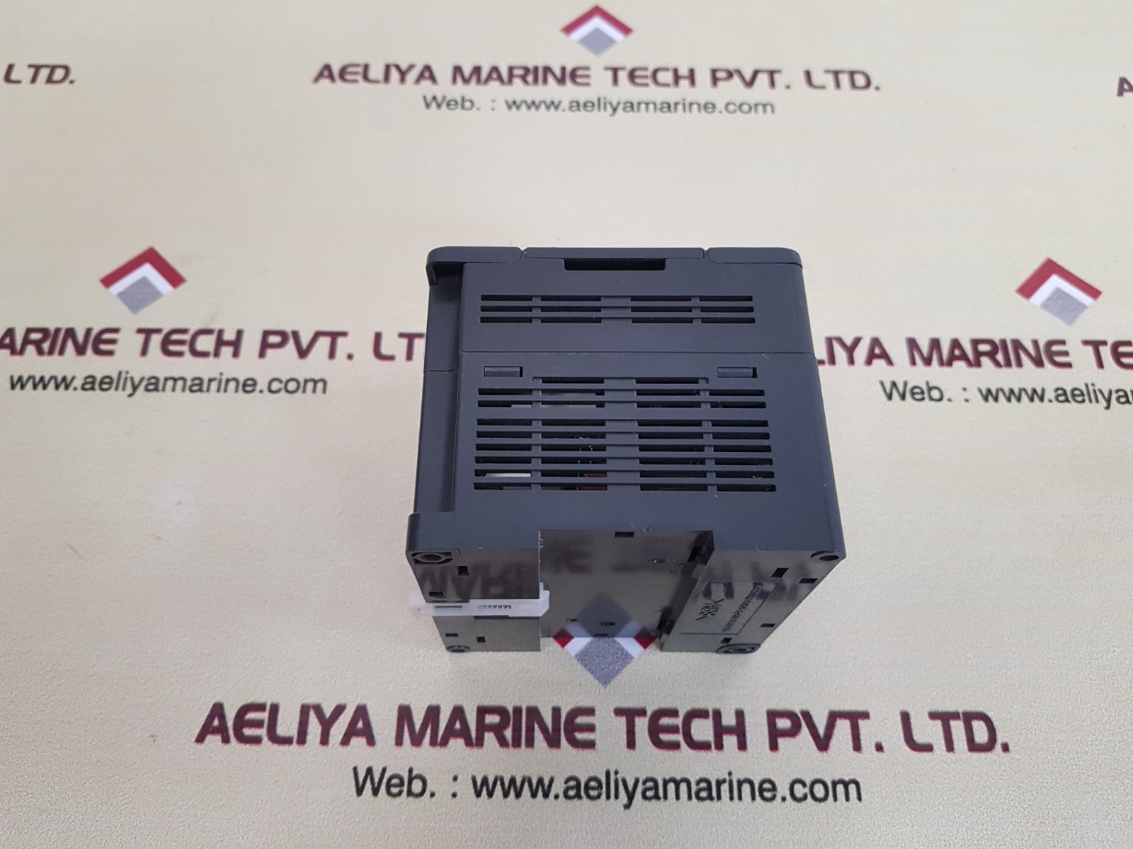 Ge fanuc versamax ic200udr001-bc micro controller