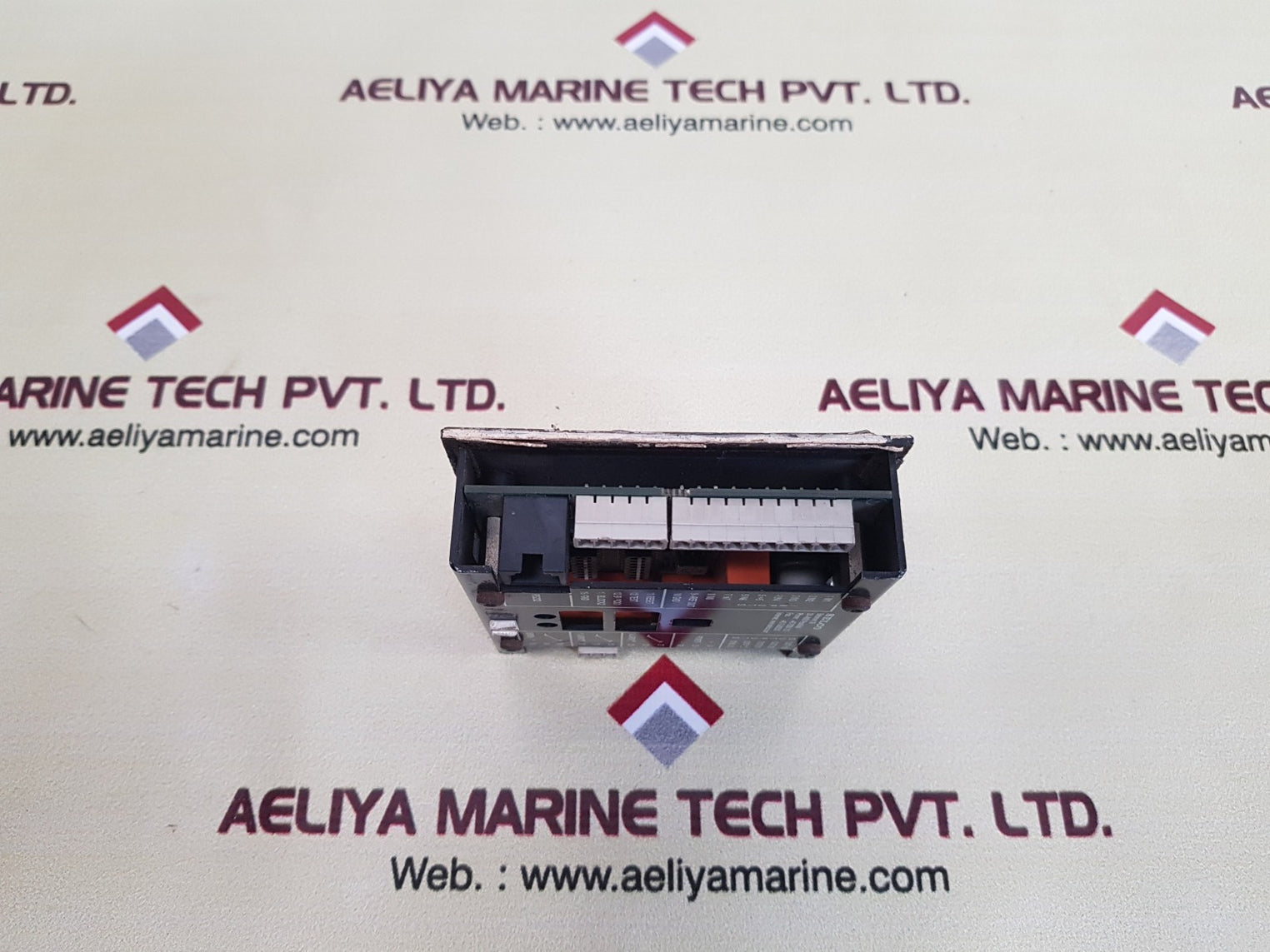 Selco analog alarm annunciator