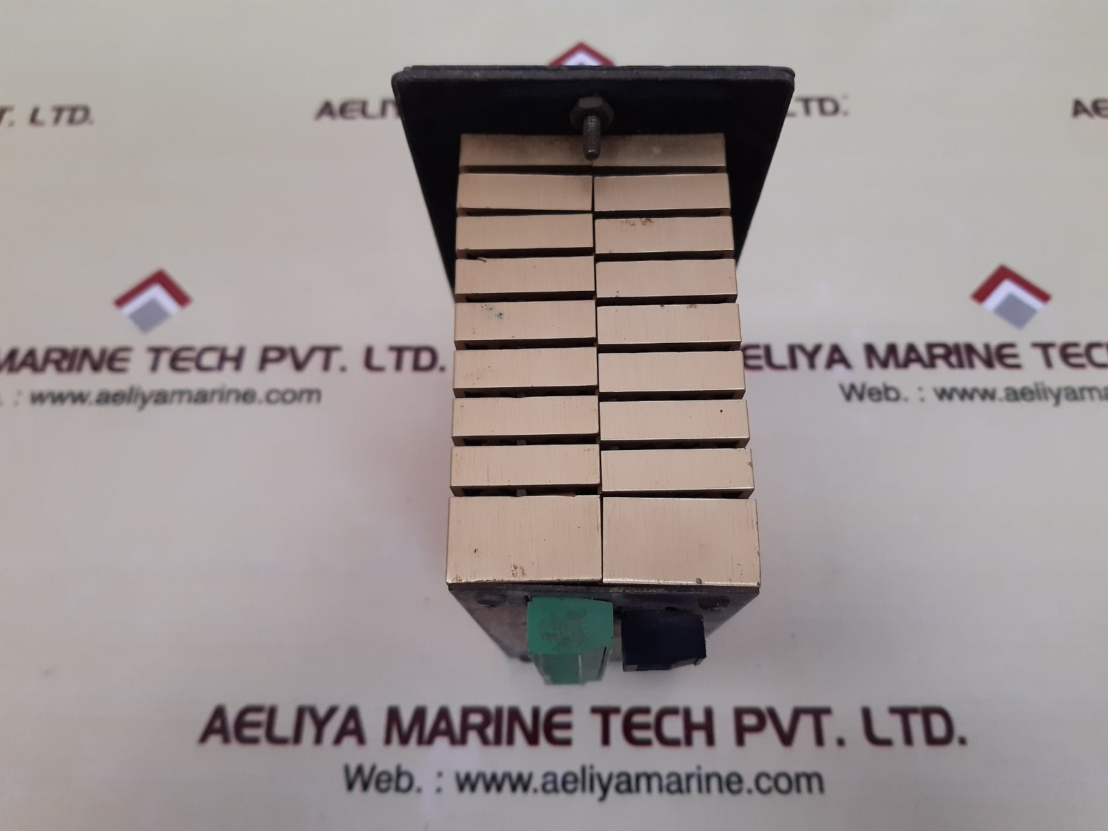 Allen-bradley 2706-d21j2 operator interface ser.b rev.a