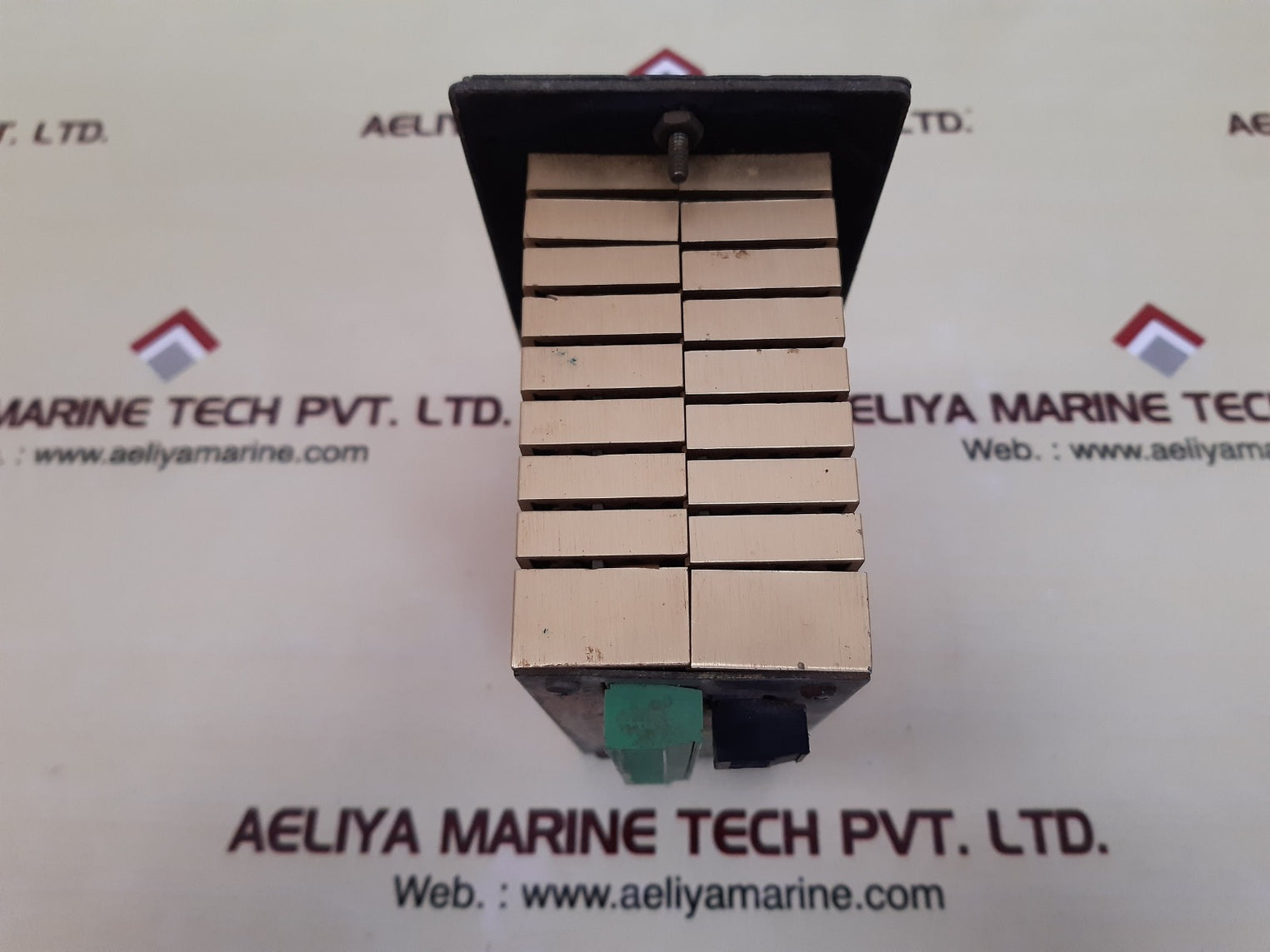 Allen-bradley 2706-d21j2 operator interface ser.b rev.a