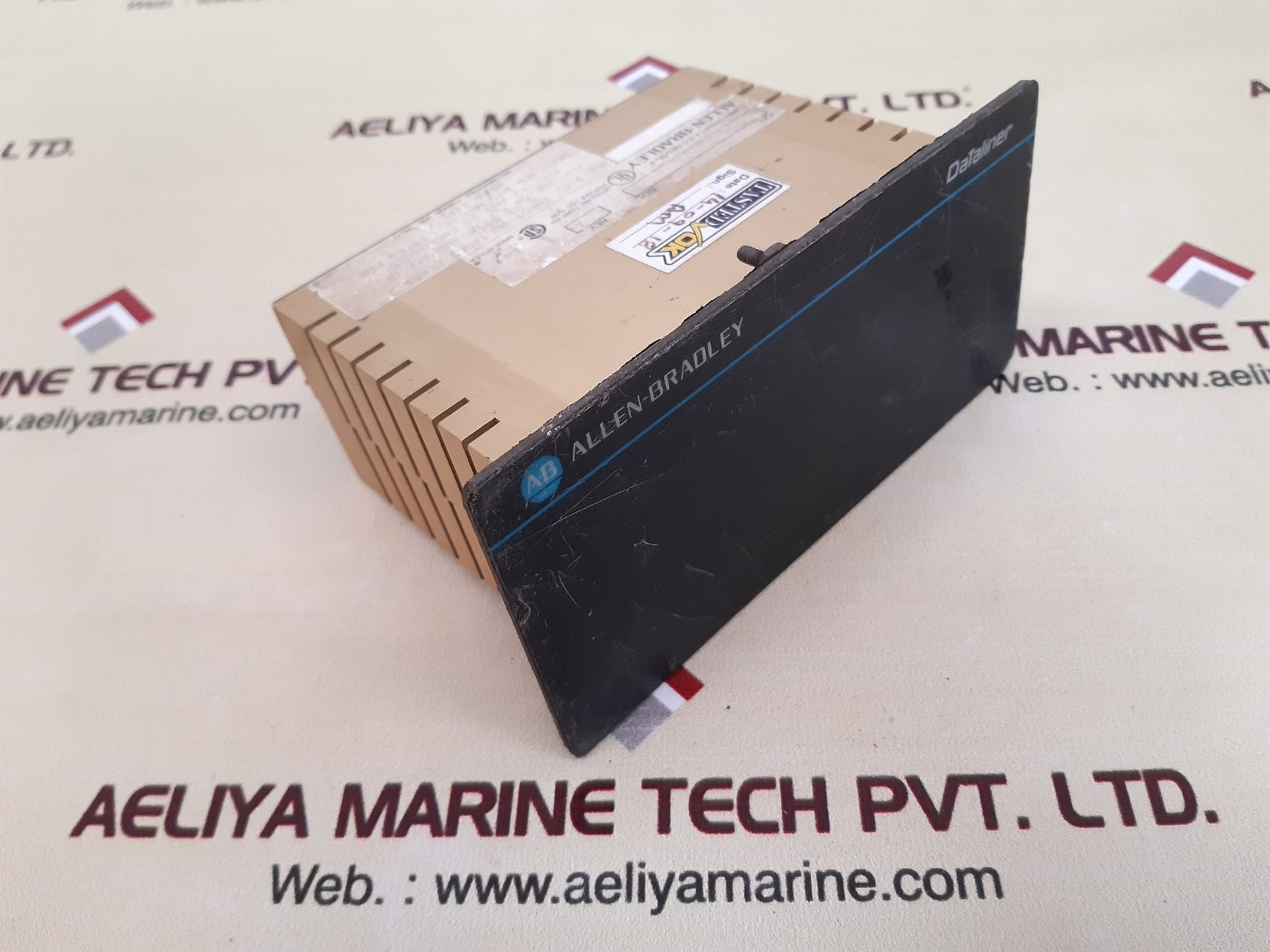Allen-bradley 2706-d21j2 operator interface ser.b rev.a