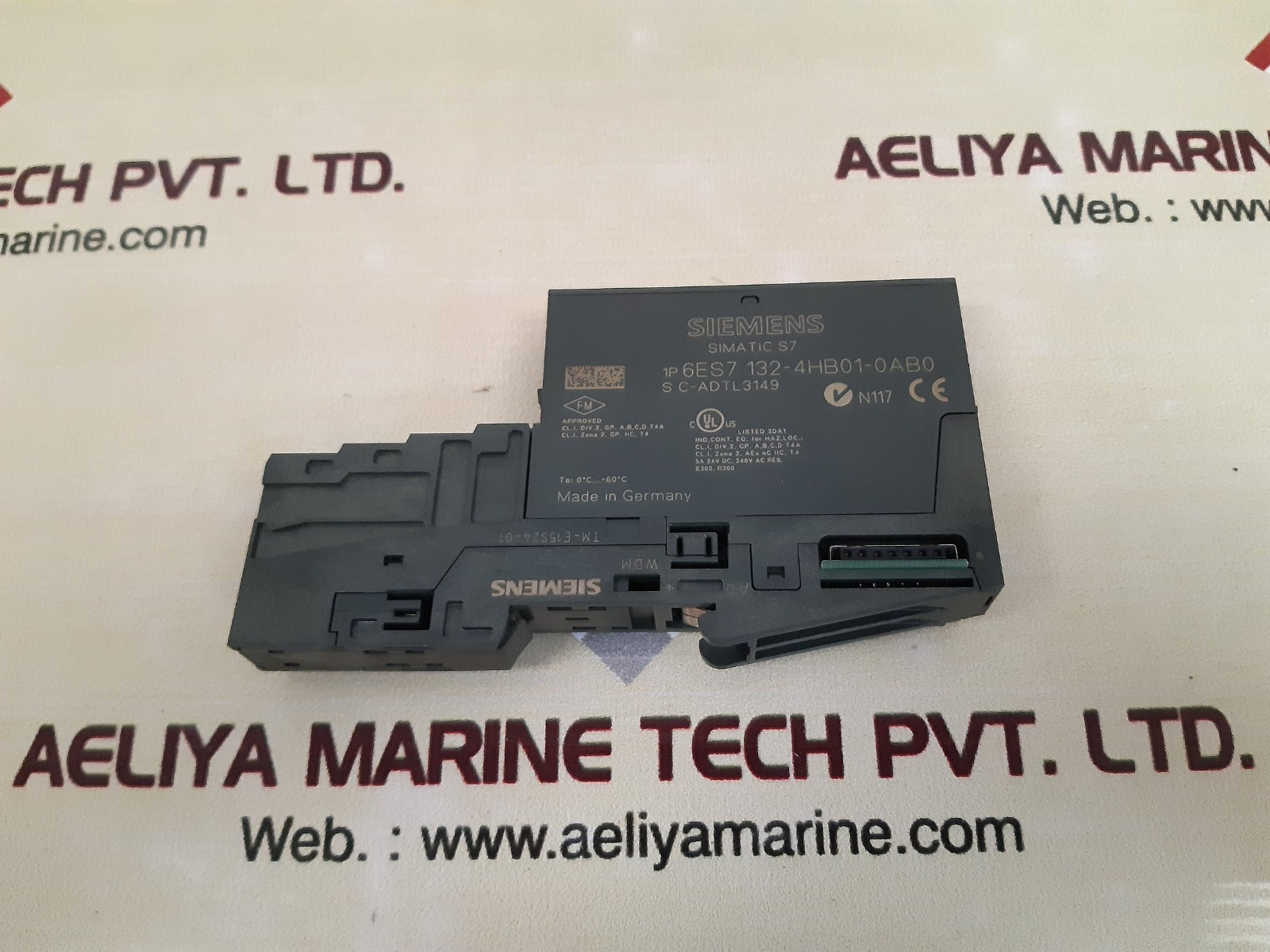 Siemens simatic s7 6es7 132-4hb01-0ab0 output module