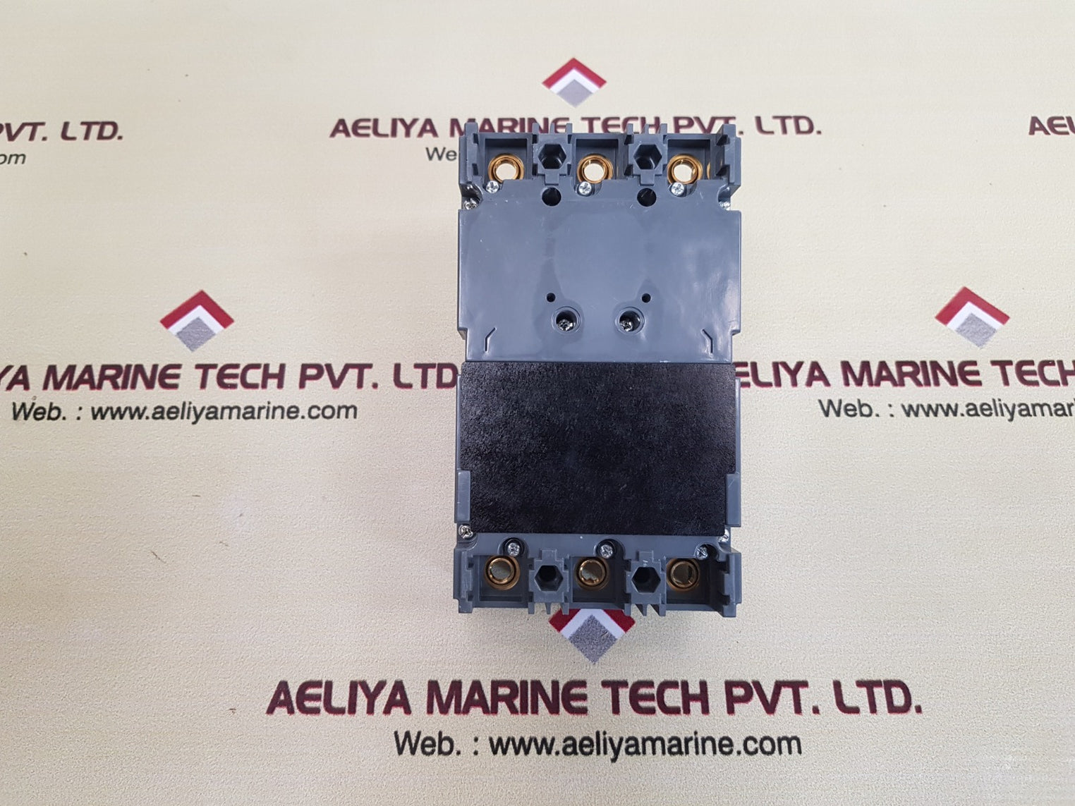 Hyundai mccb hibh 103 molded case circuit breaker USed