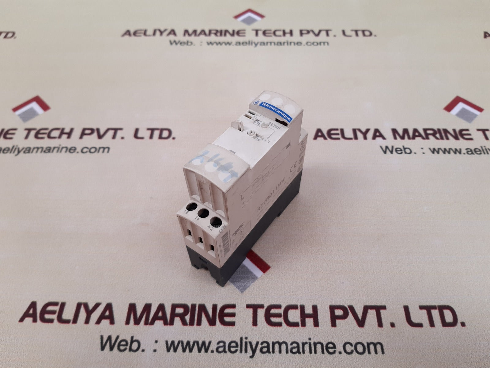Telemecanique/schneider re7rb11mw time delay relay