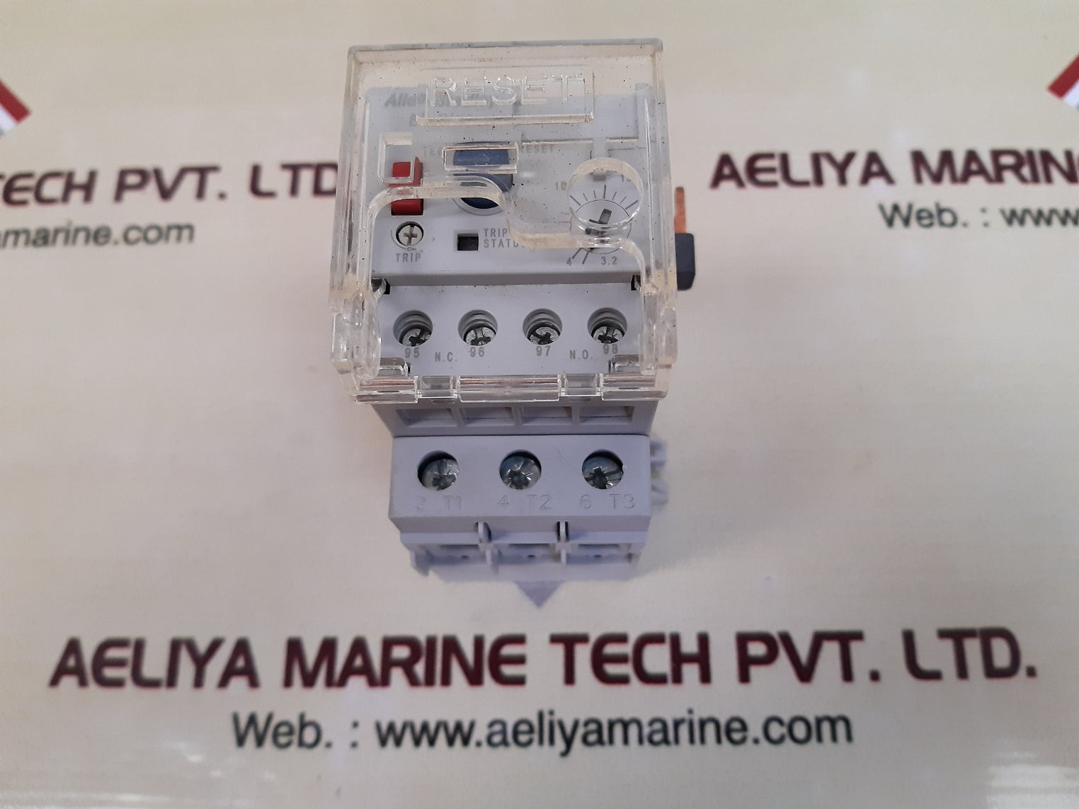 Allen-bradley 592-eedc ser.c three phase overload relay