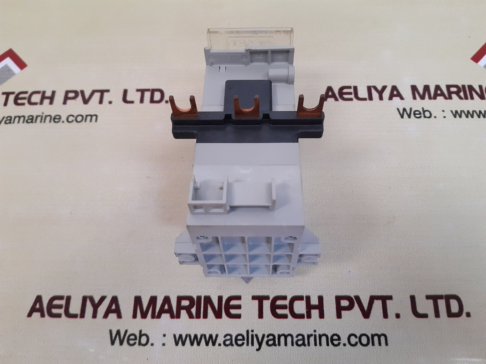 Allen-bradley 592-eedc ser.c three phase overload relay