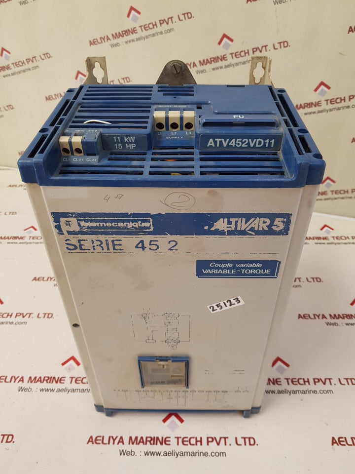 Telemecanique altivar-5 atv452vd11 serie 45 2