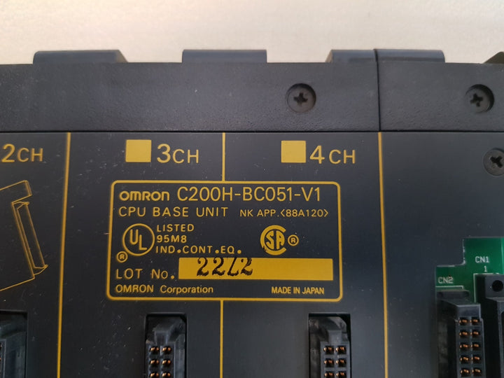Omron c200h-bc051-v1 cpu base unit