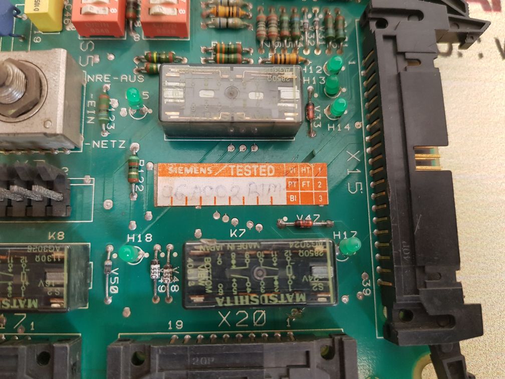 Siemens 6sa8242-ocd65  control module 