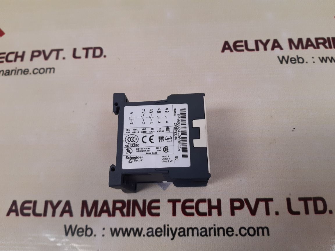 Telemecanique/Schneider ca3kn 40bd auxiliary contactor