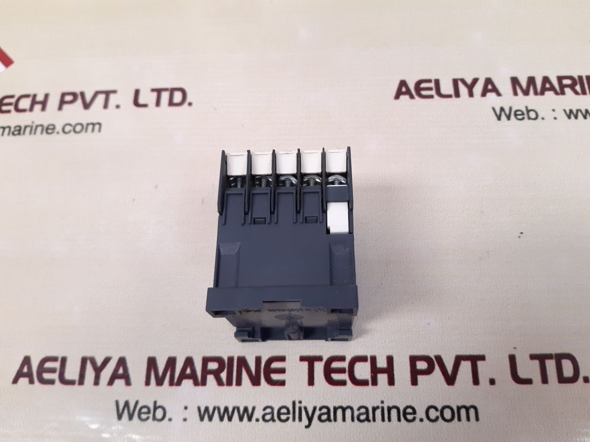 Telemecanique/Schneider ca3kn 40bd auxiliary contactor