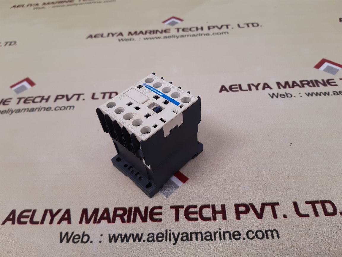 Telemecanique/Schneider ca3kn 40bd auxiliary contactor