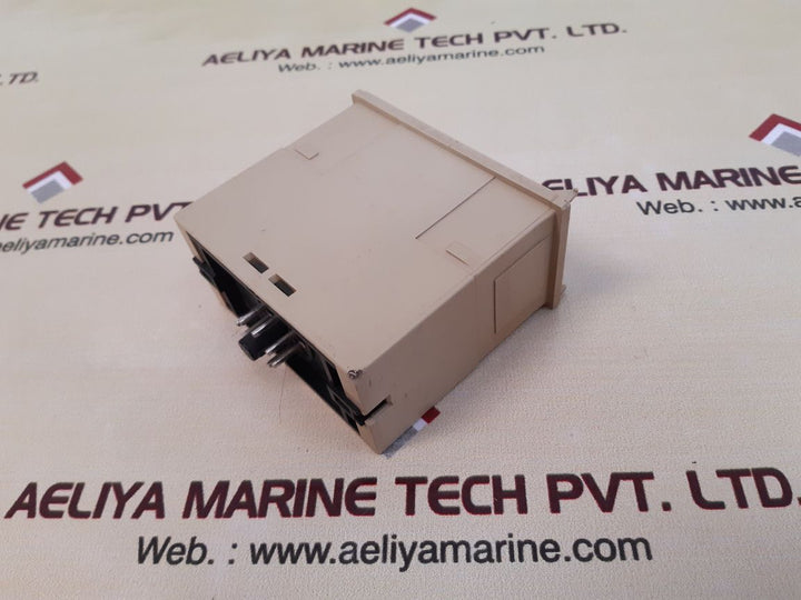 Omron se-sp2n motor relay Used 