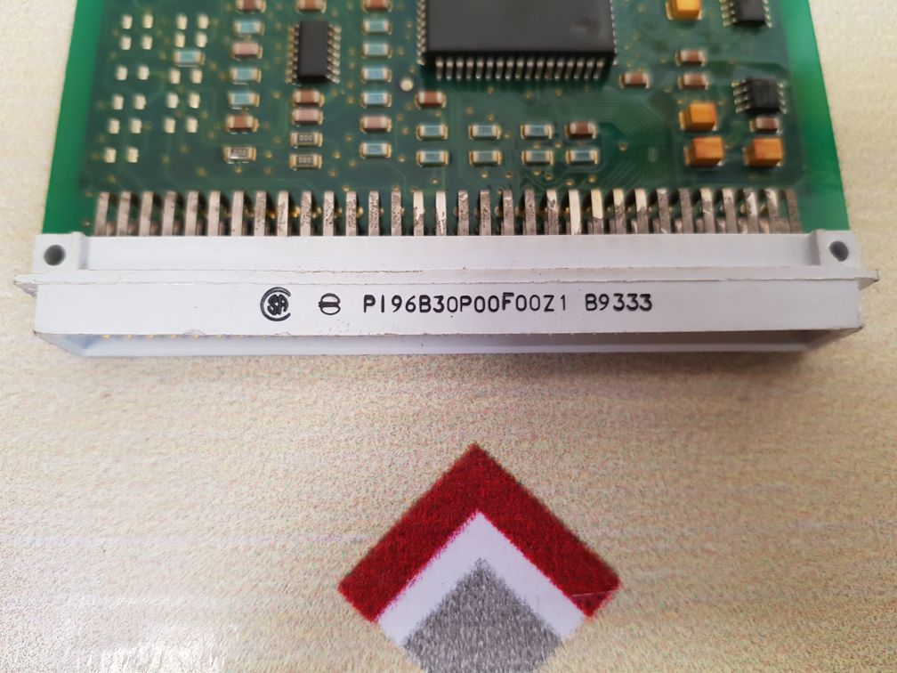 Pi96b30p00f00z1 b9333 pc board 

