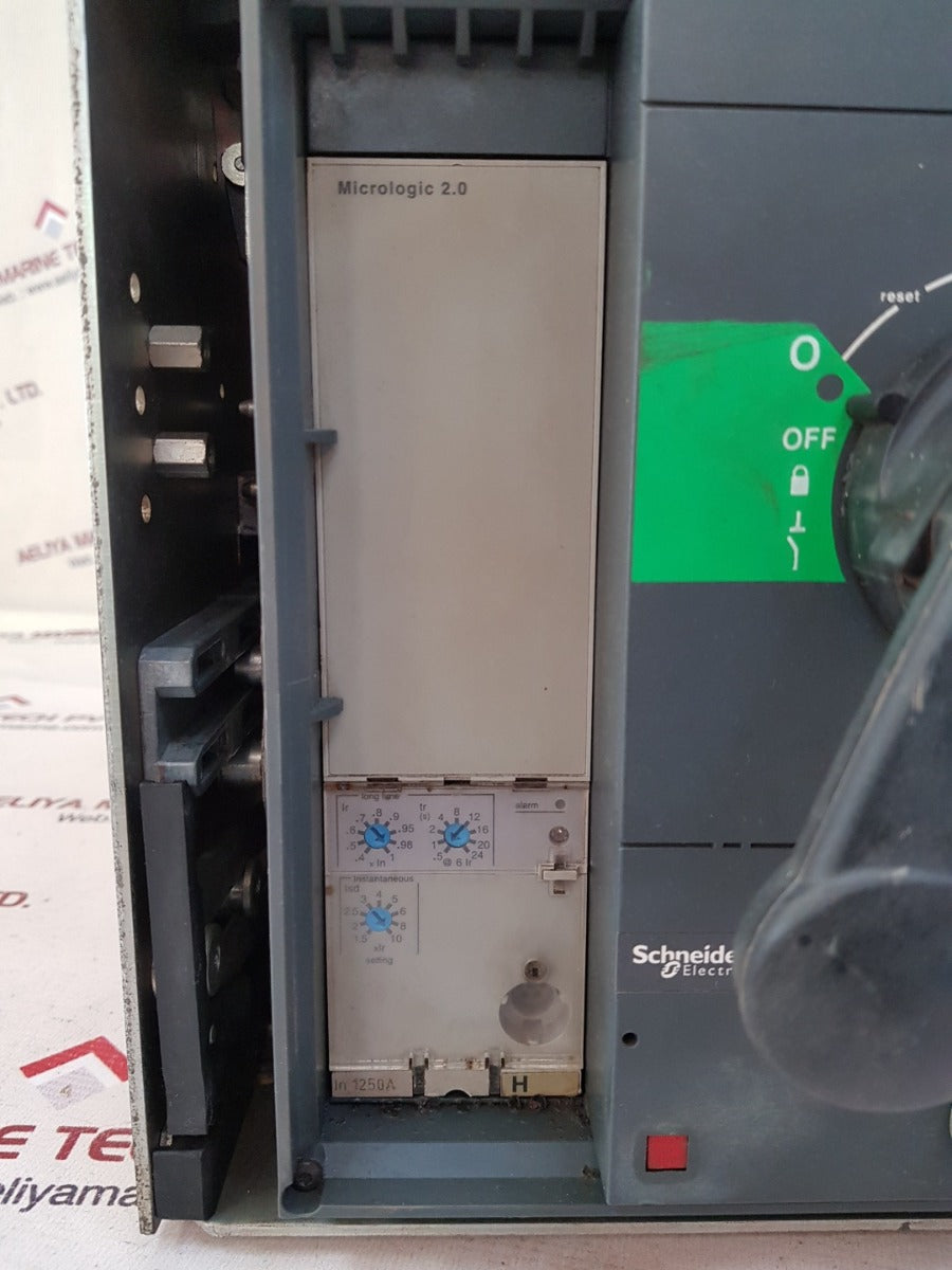 Schneider electric compact ns1250 h micrologic 2.0 circuit breaker