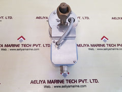 Qualitrol 968128-63 gas density monitor with akm 38960-3-3 used
