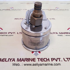 Qualitrol 968128-63 gas density monitor with akm 38960-3-3 used
