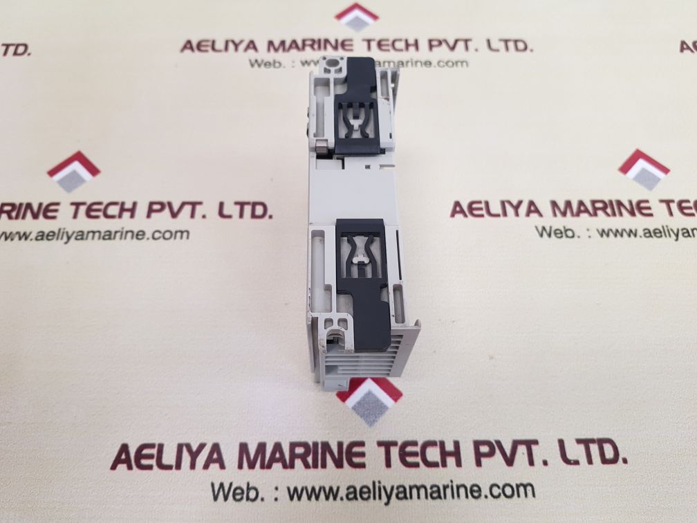 Allen-bradley 1769-of2 ser.b compact i/o analog output module
