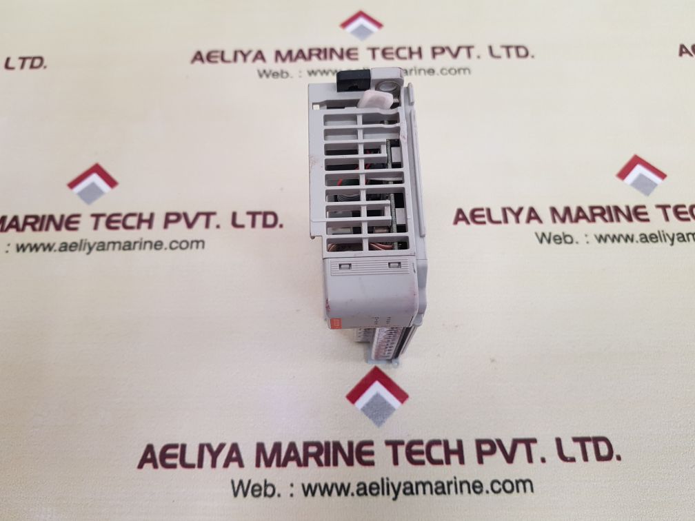 Allen-bradley 1769-ow8i ser.b compact i/o output module 

